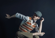 Imatge del ballarí de dansa espanyola Adrián Gómez, graduat del CPD. Fotografia: Gabriel Asensio