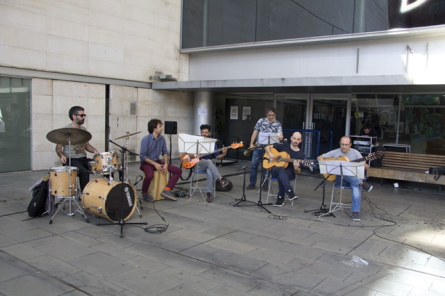 Col·lectiu d'instrumentistes a la inauguració del curs 2017-2018