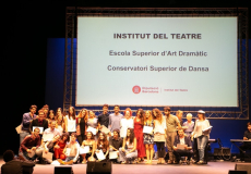 Acte de graduació del 2019 amb els alumnes de l'ESAD i CSD