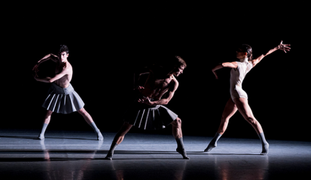 Twenty eight thousand waves, coreografia de Cayetano Soto. Fotografia: Jordi Vidal