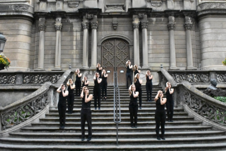 Assaig de la coreografia dels alumnes del CSD al Sismògraf 2019